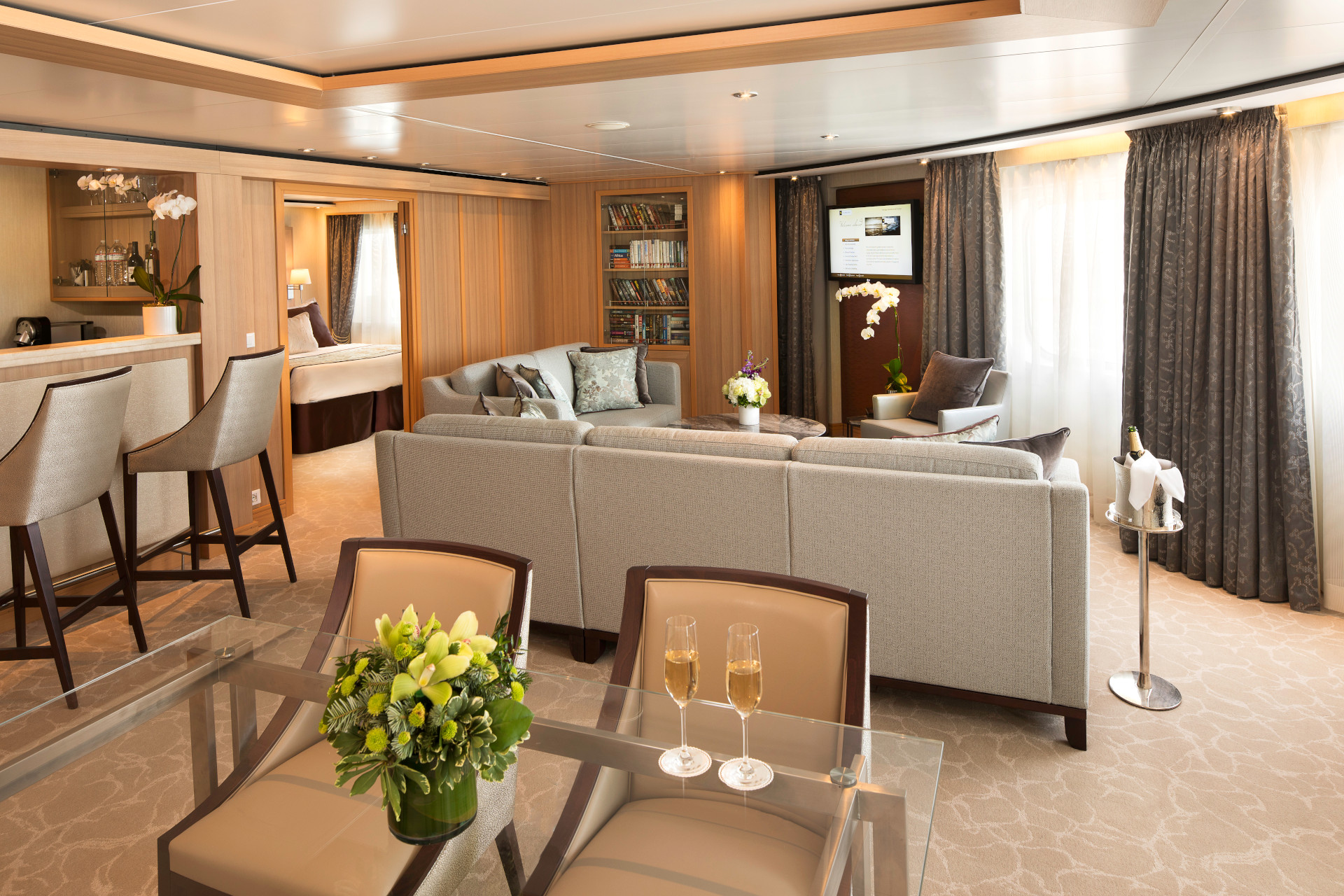 Grand Signature Suite OW Seabourn Quest - Icon